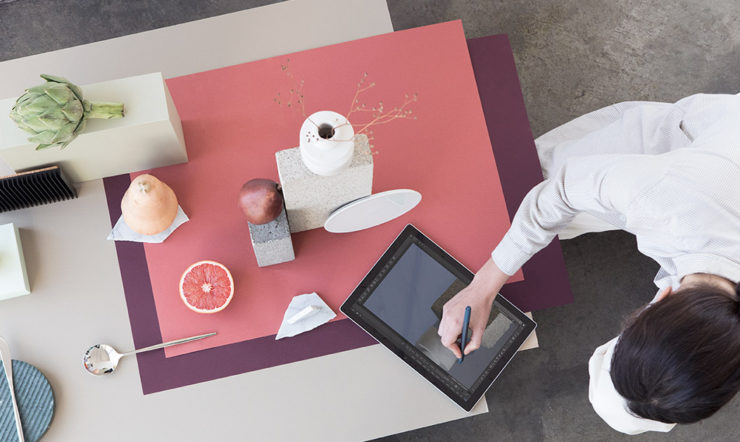 Comment Yen Hoang donne de la couleur à sa vie avec Surface